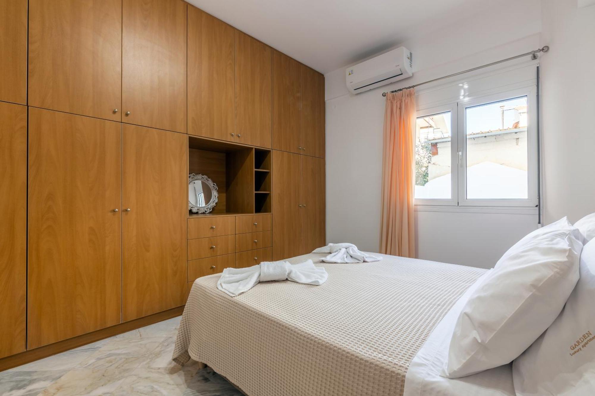 Garden Luxury Apartment Heraklion  ภายนอก รูปภาพ