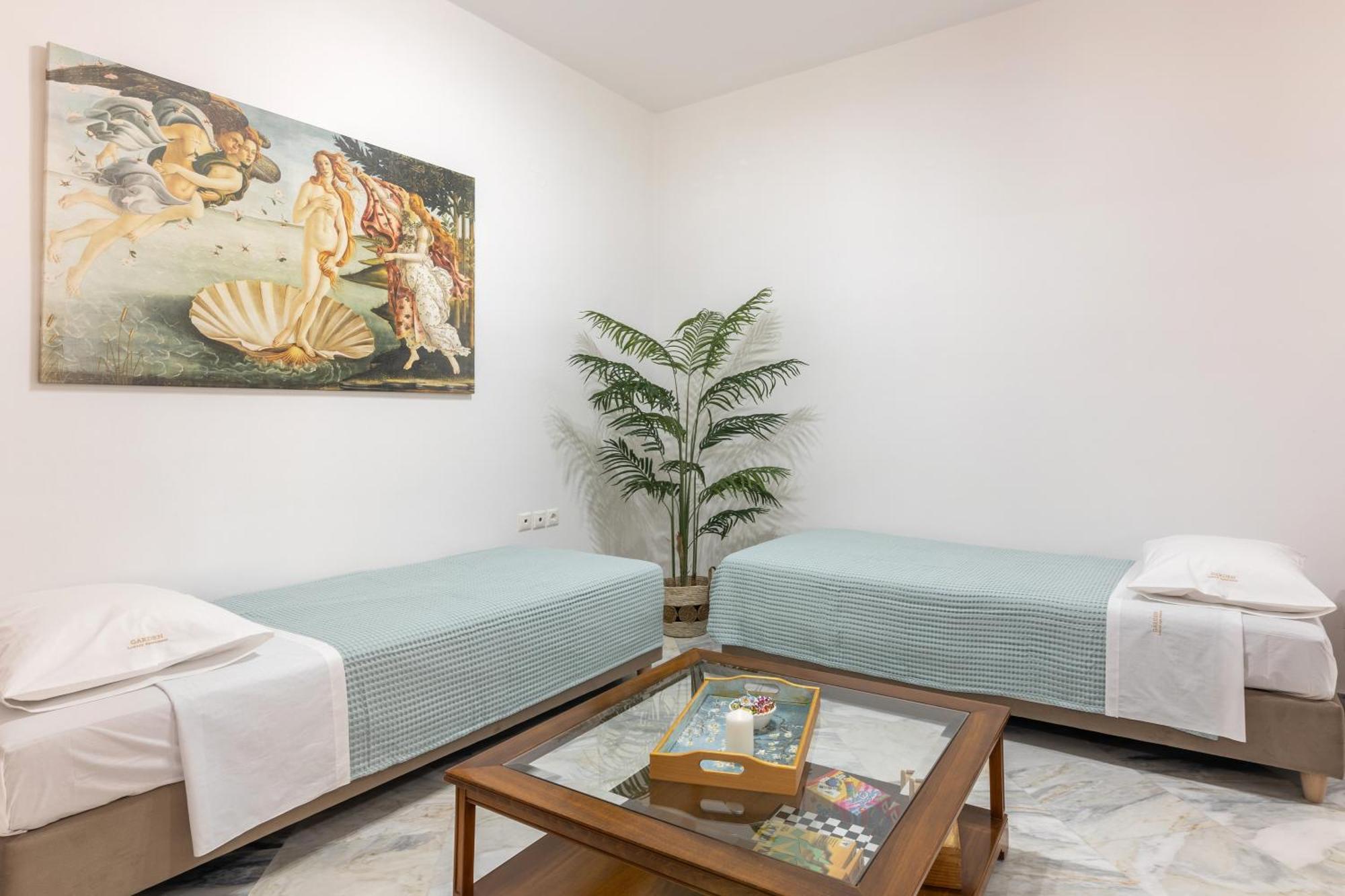 Garden Luxury Apartment Heraklion  ภายนอก รูปภาพ